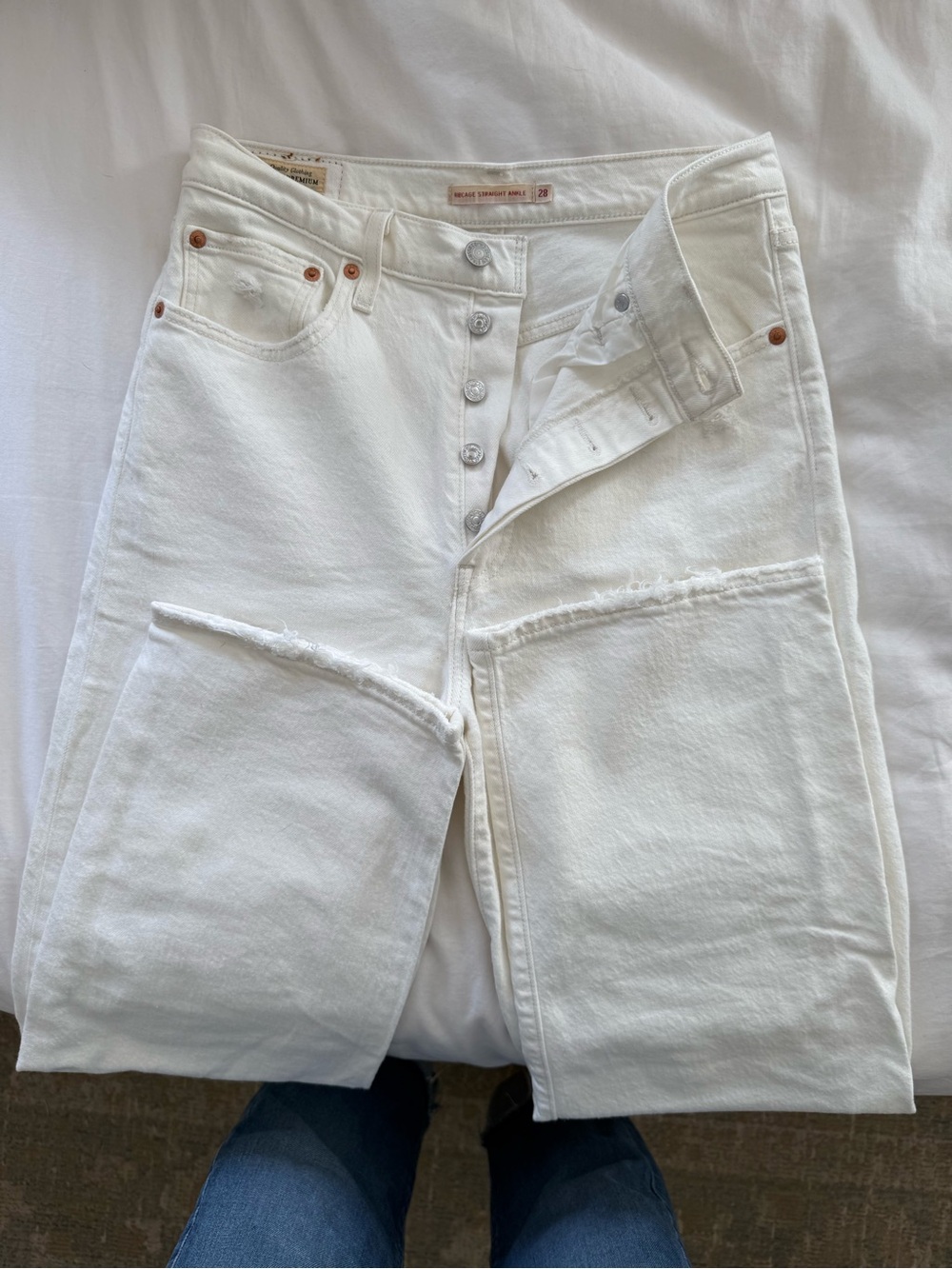 Levi's Ribcage Straight Ankle (size 28) - Picture 6 of 6